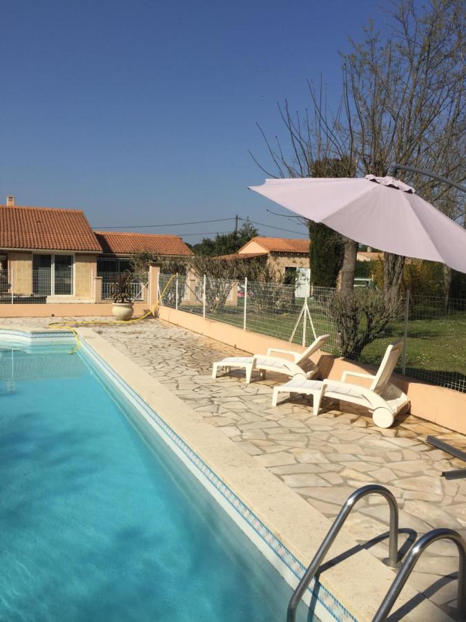 B&B Gite D'Ayran Saint-Quentin-la-Poterie Exterior foto
